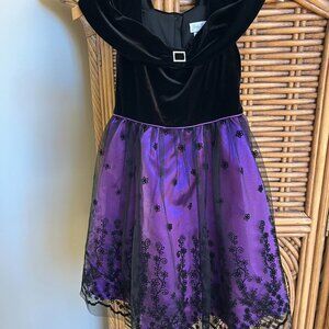 girls used fancy / holiday dress